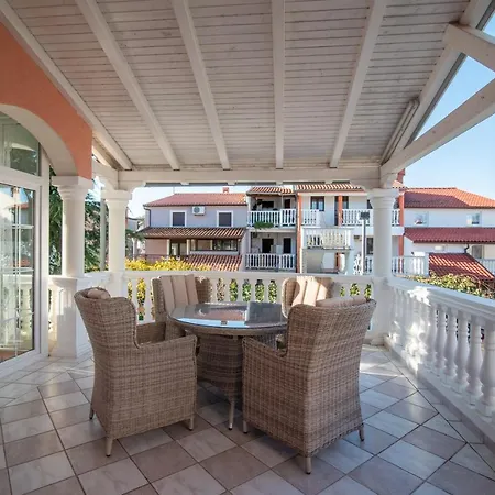 Vera Guest house